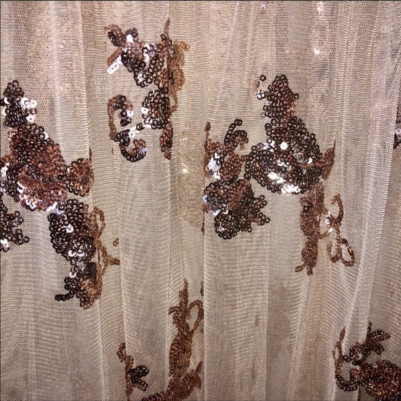 Forever 21 - Picture 4 of 6